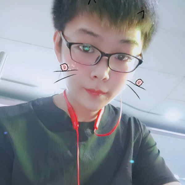 魔镜淡定的照片