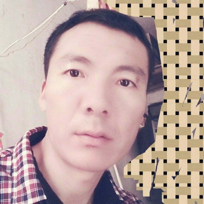 协手共度的照片