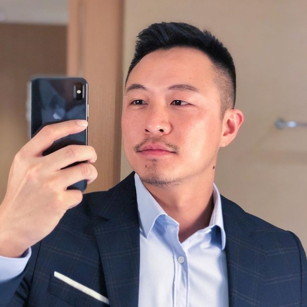 微笑倾心踏实的照片