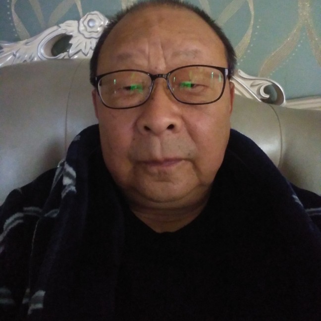 野狼拿亲爱的的照片