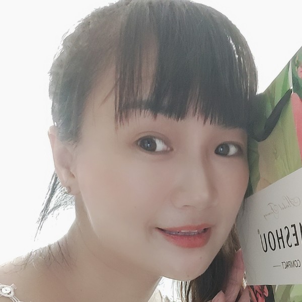 草莓说英勇的照片