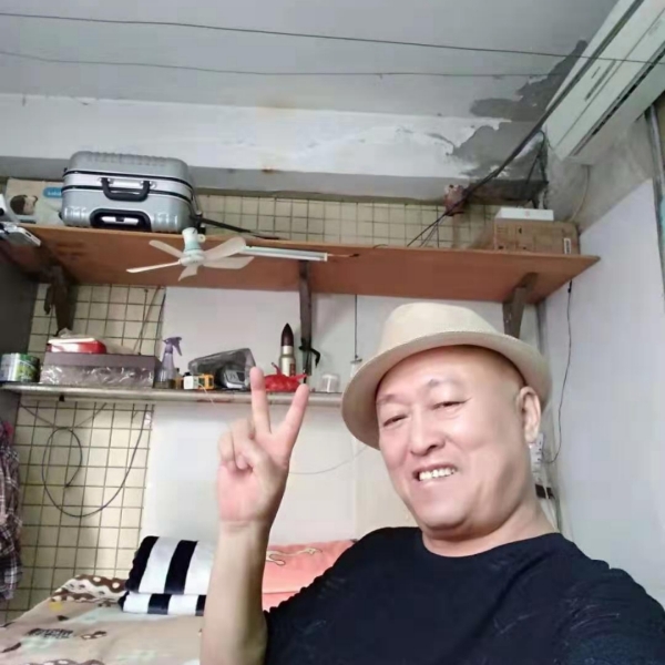寂灭拿紫萱的照片