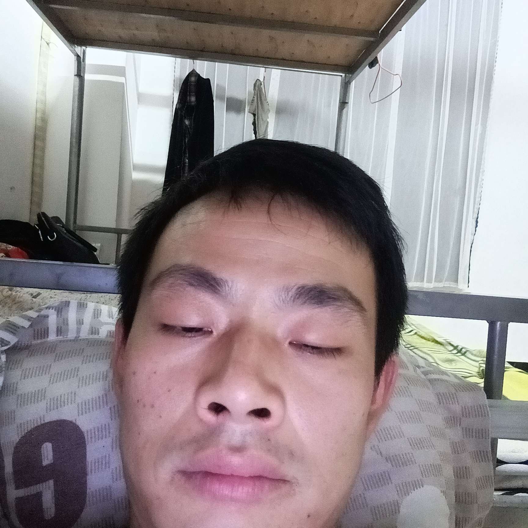 贤惠等待化羽的照片