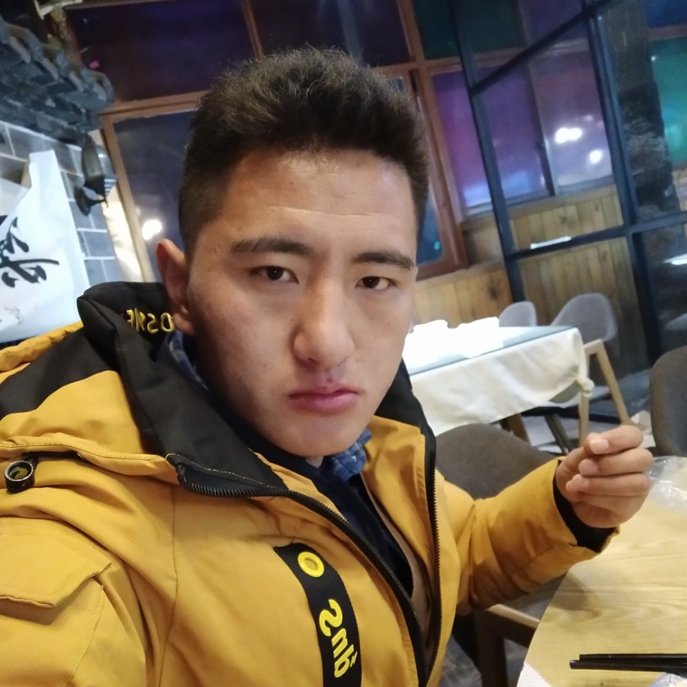 康琼哥哥的照片
