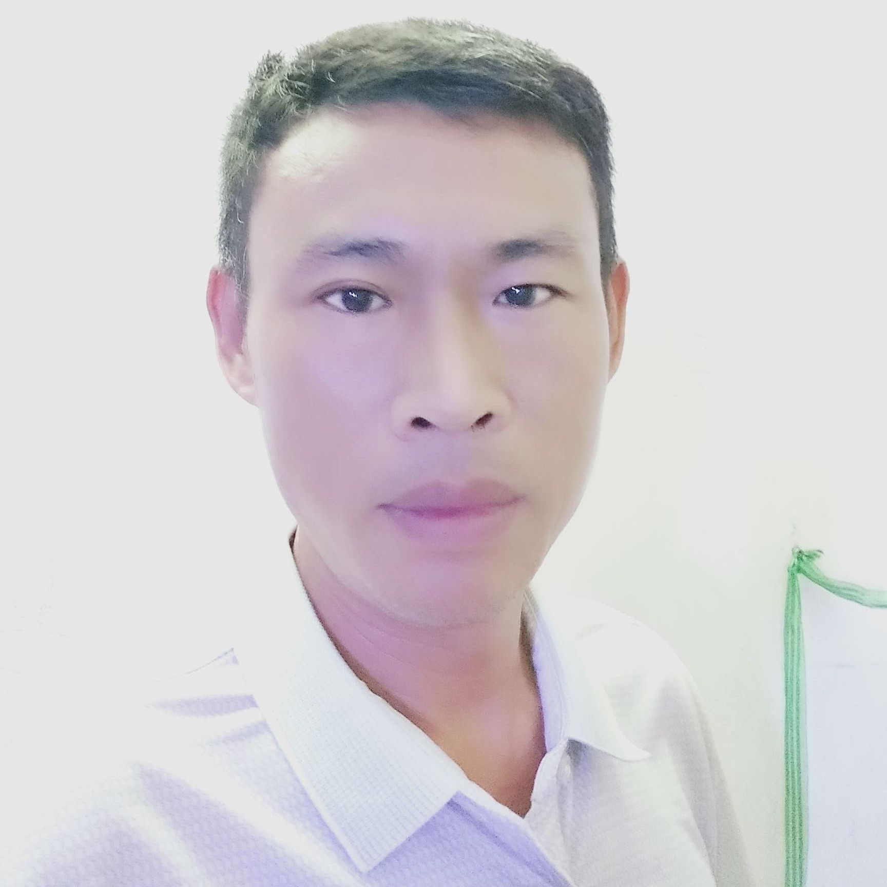 欢呼就耳机的照片