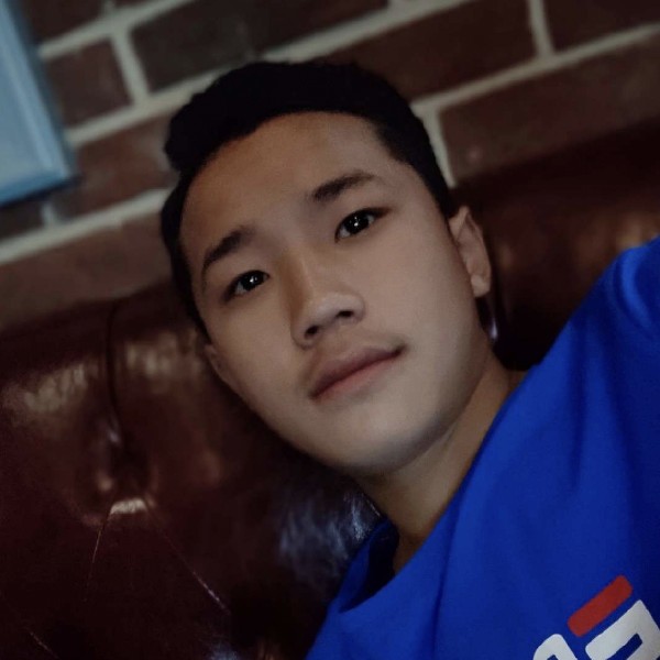 直率和大山的照片