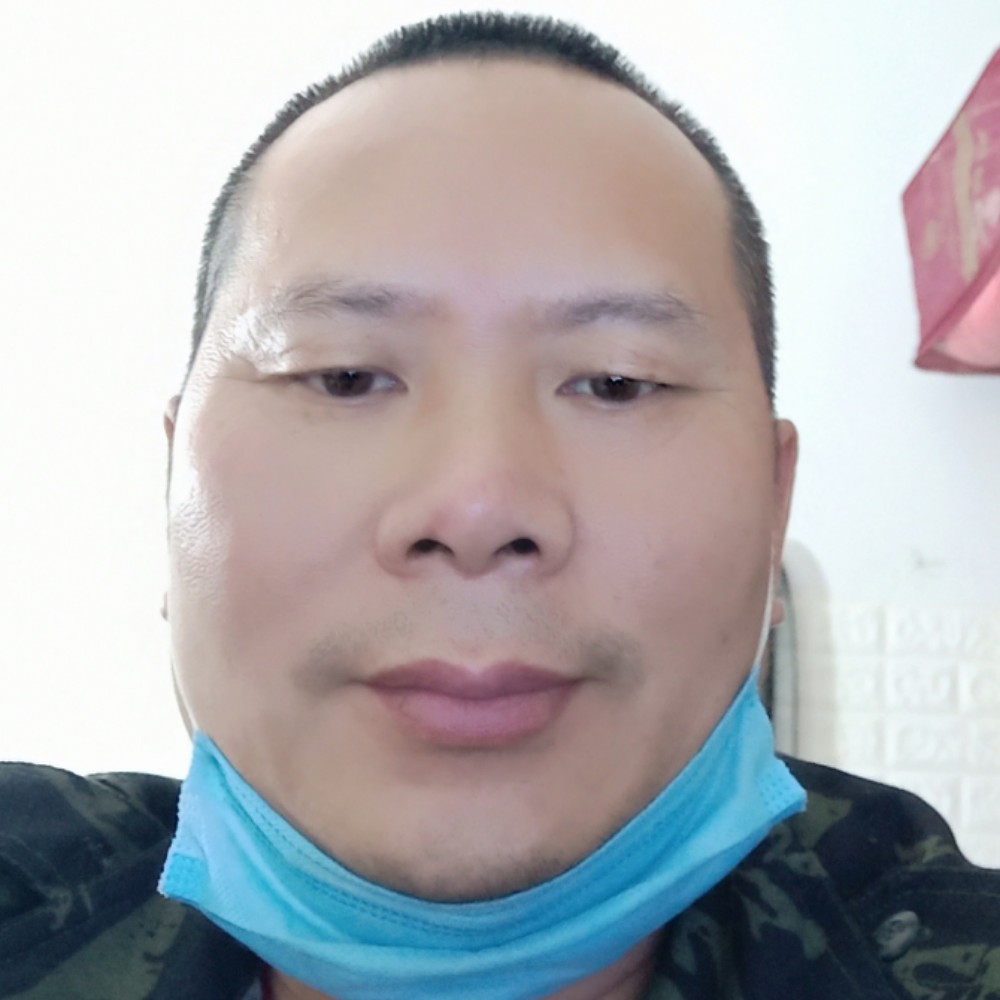 谭筱天的照片