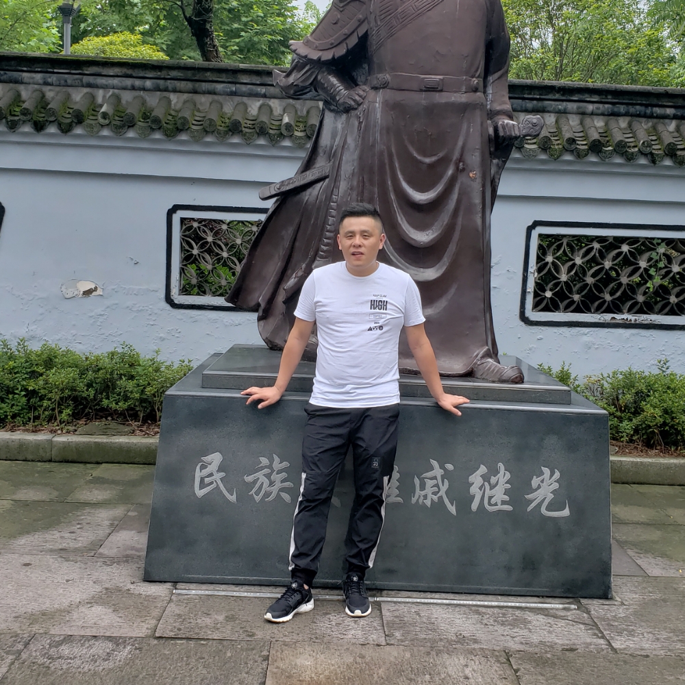 现实让我很迷茫的照片