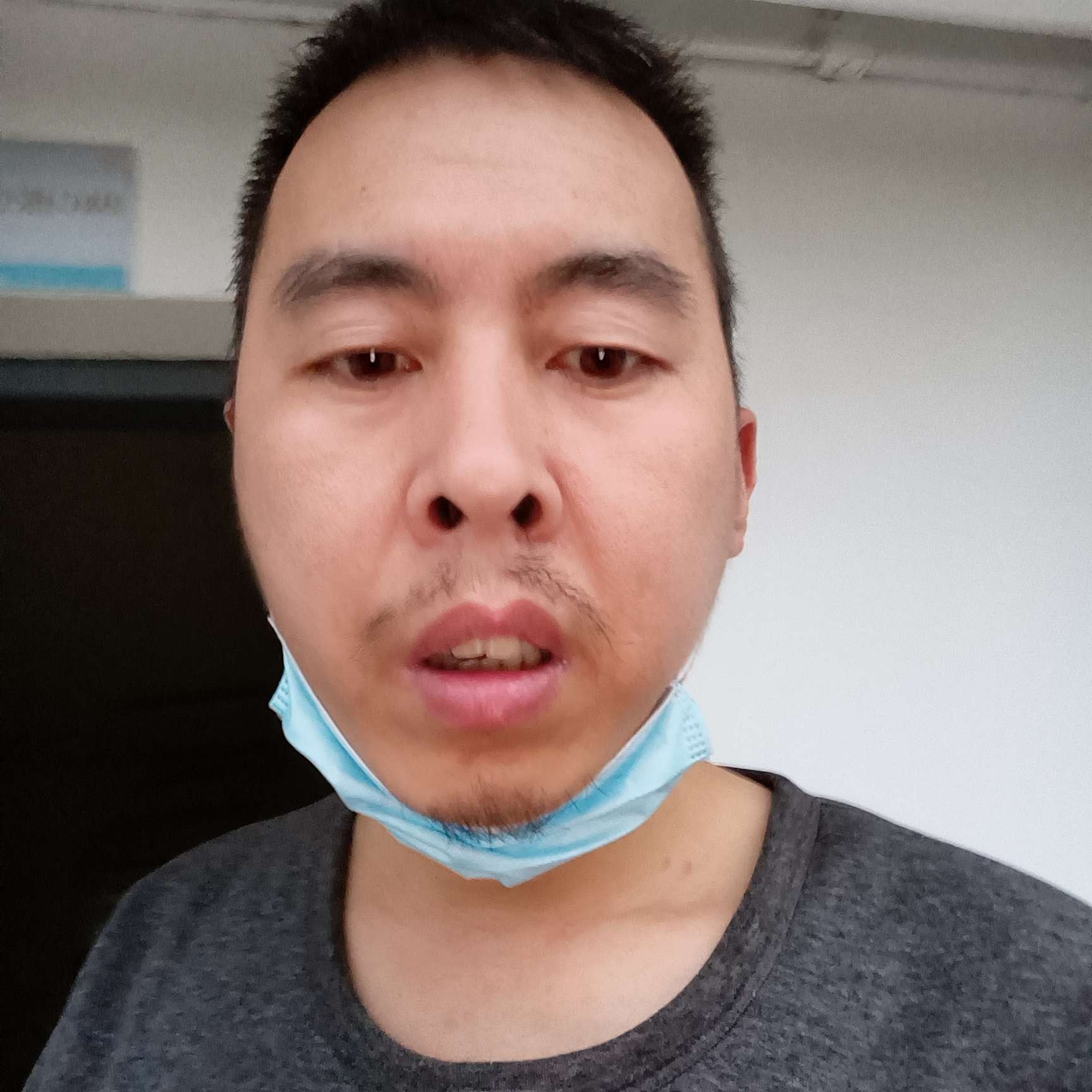 天F的照片