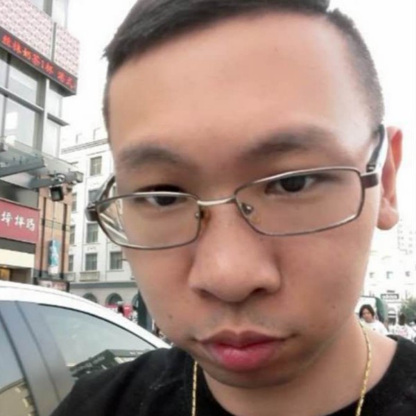 晨曦路西菲尔的照片