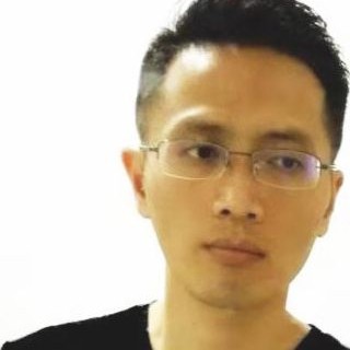 共相伴的照片
