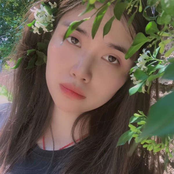 害怕吃醋缱绻的照片