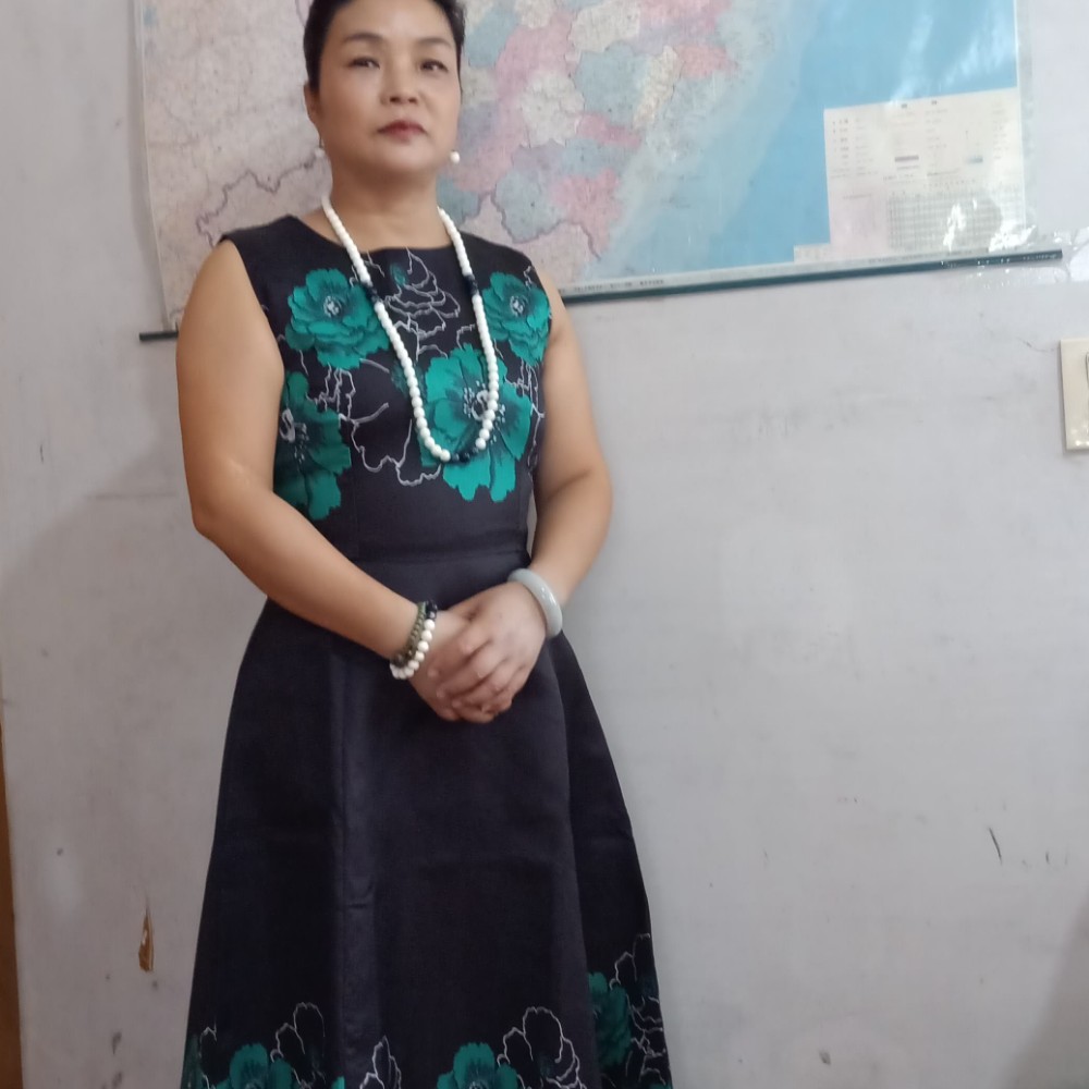 江南女人的照片