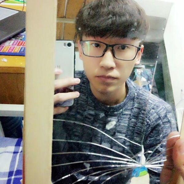 南澈的照片