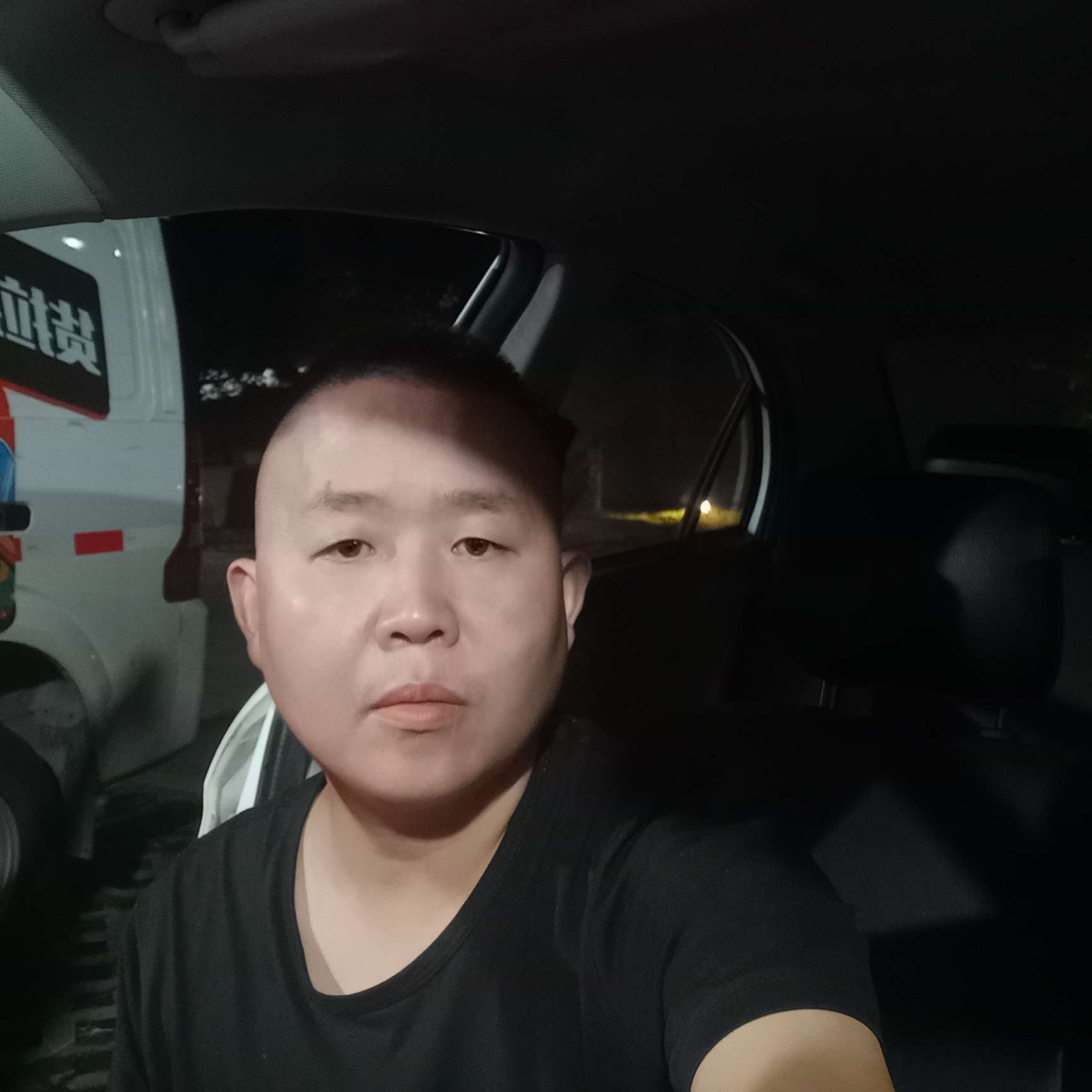 文艺的洛尘的照片