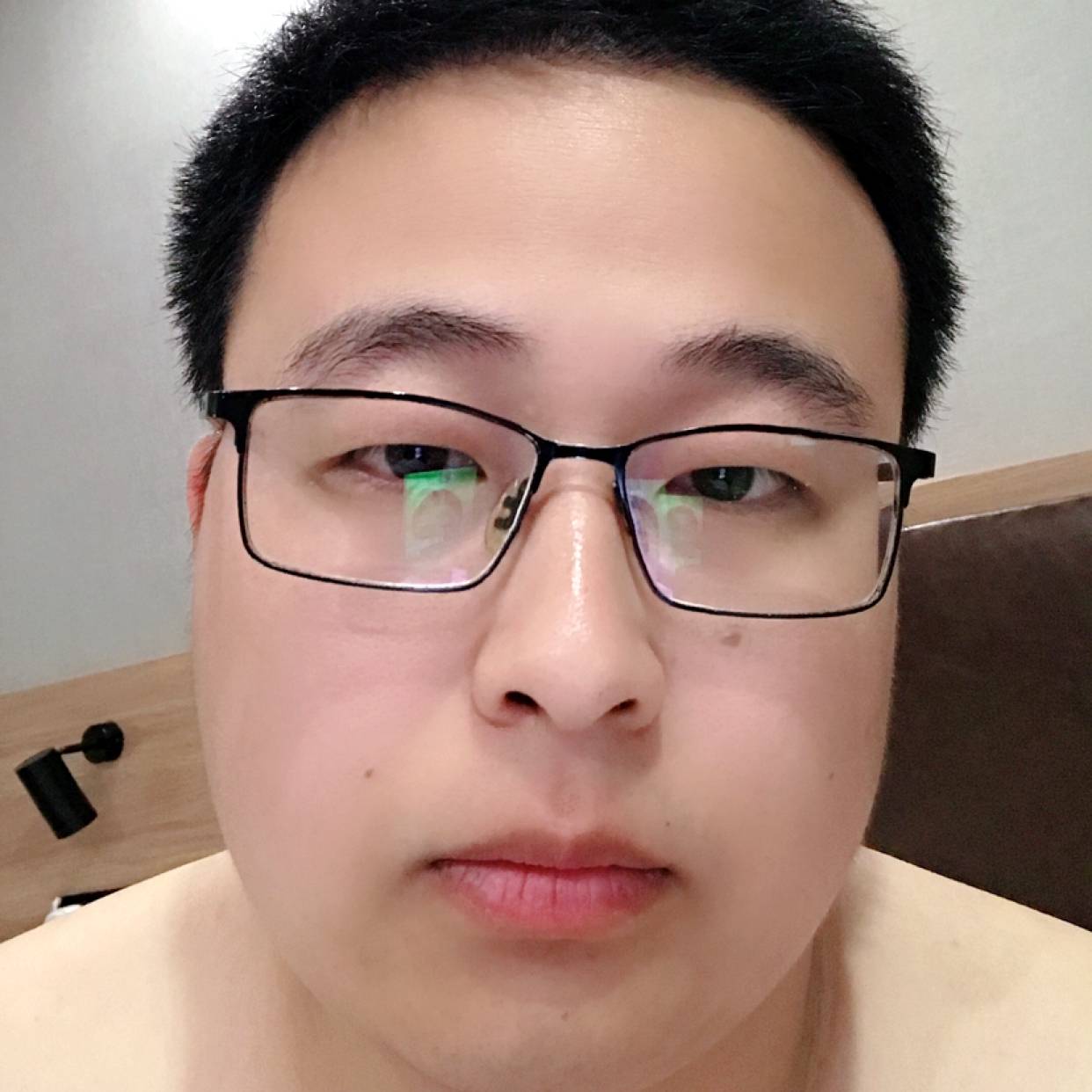 潇洒放弃洛尘的照片