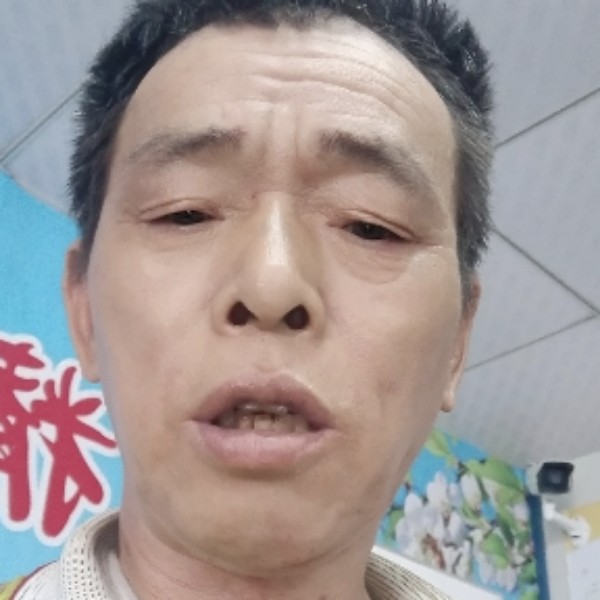 彪壮蹁跹韶华的照片