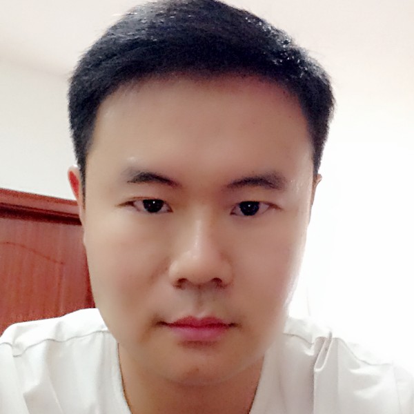 七只耳环的照片