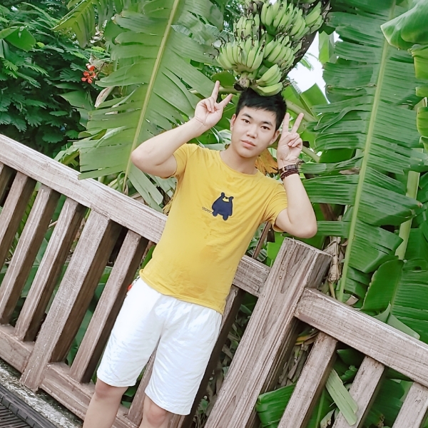 想找一个姐弟恋的照片