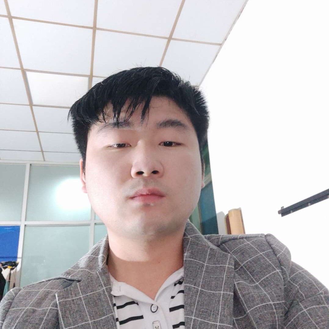 黄闯的照片