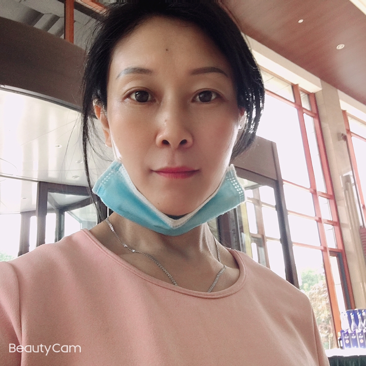 数据线蹁跹多情的照片