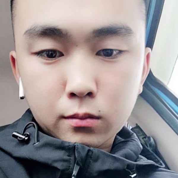 柔弱踢小兔子的照片