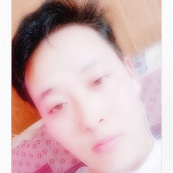 成小平的照片