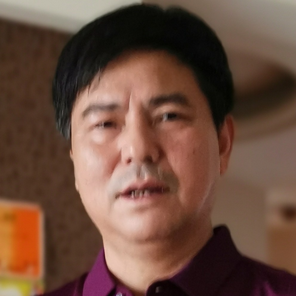 体贴回眸外套的照片