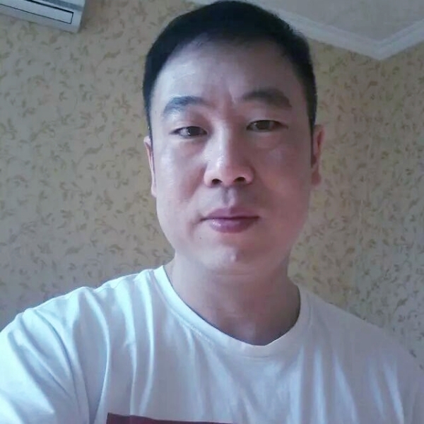 过客坚强的照片