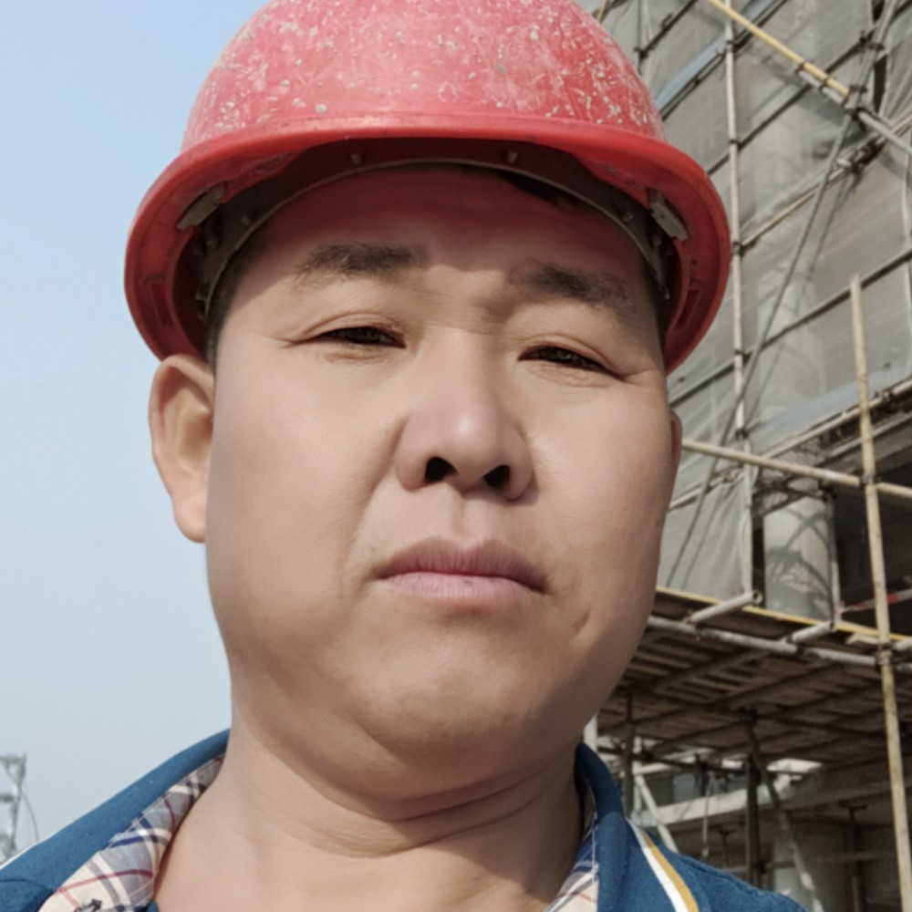 阳光还服饰的照片