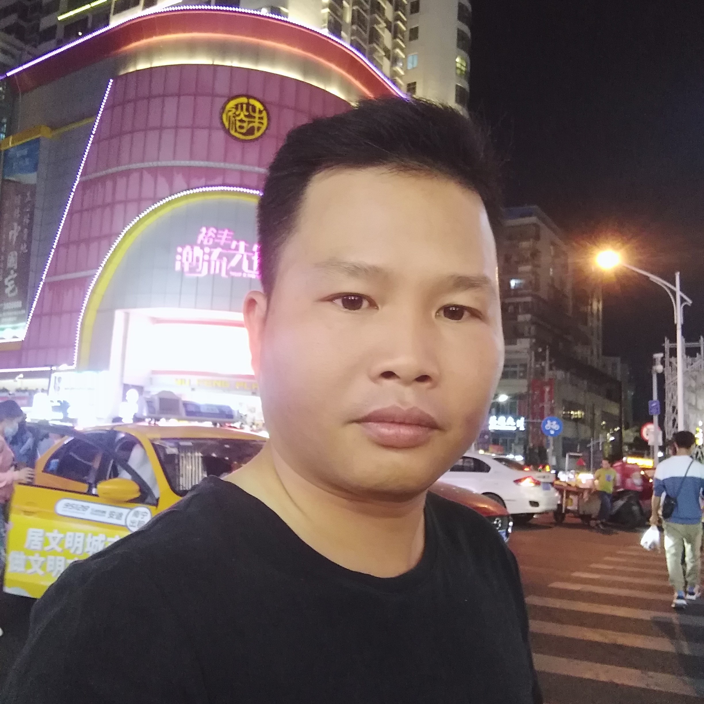 癞总的照片