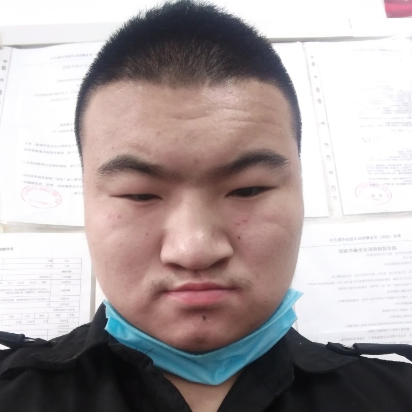 吴鹏鹏的照片