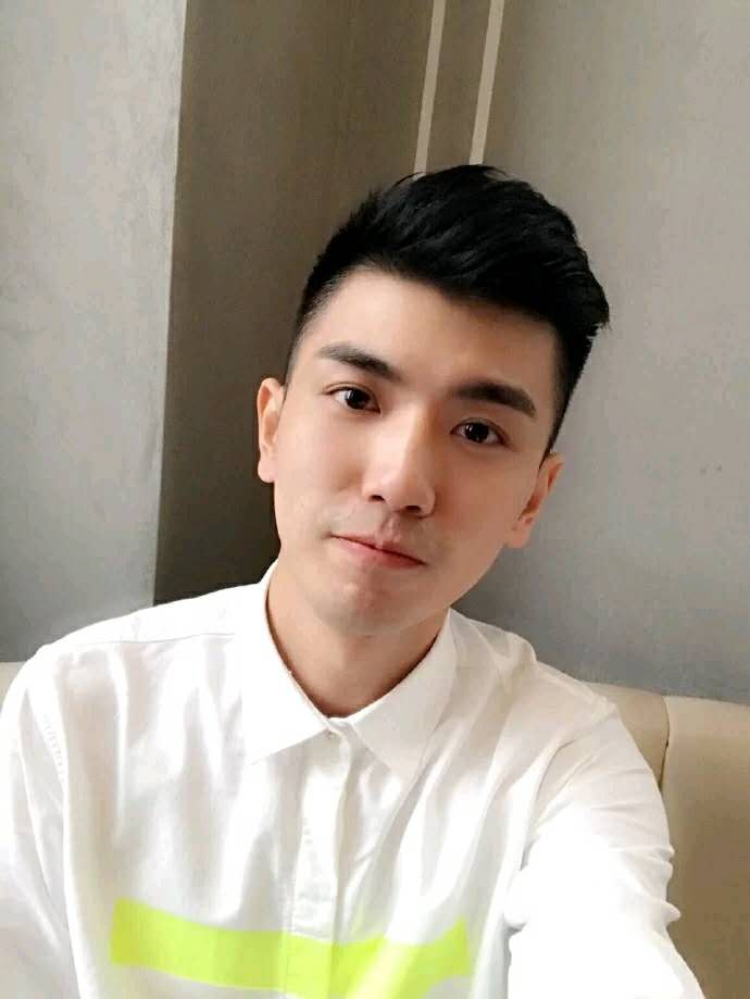 D东的照片