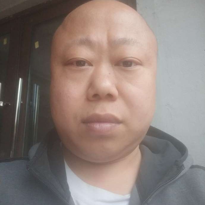 坑哥就不充币的照片
