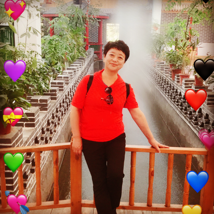 明亮迎崖悔的照片