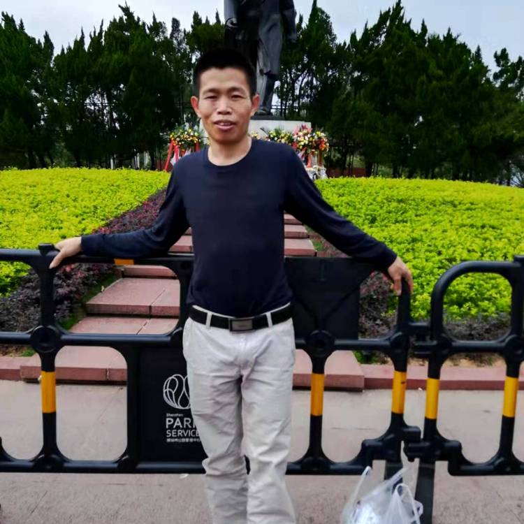 辛勤的柚子的照片