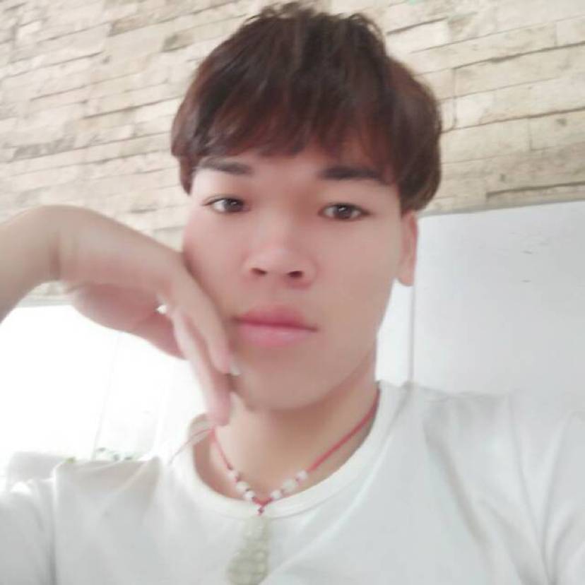 年轻回眸奇异果的照片