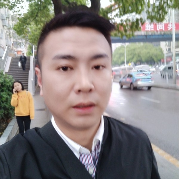 乱世的浮夸的照片
