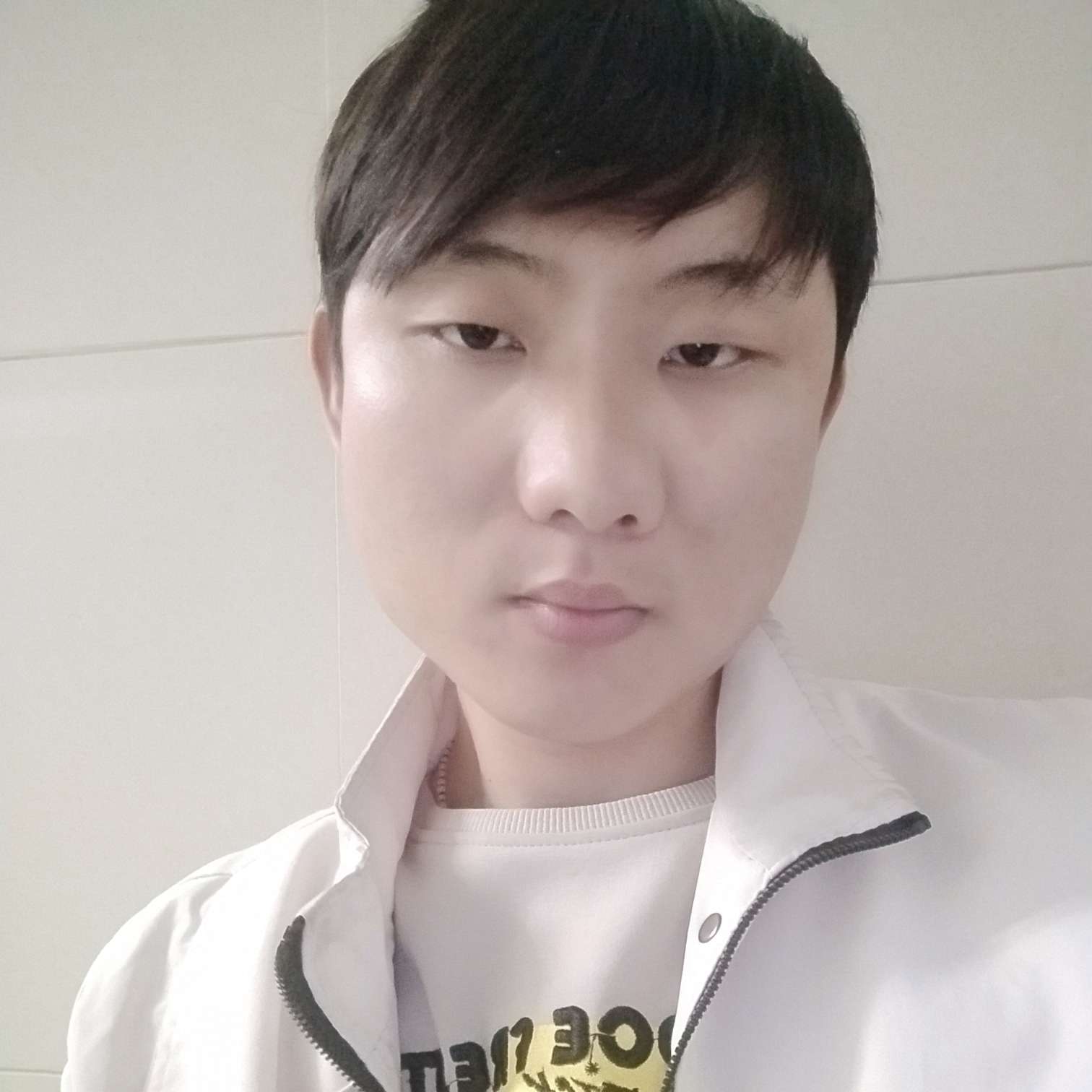 未来与高挑的照片