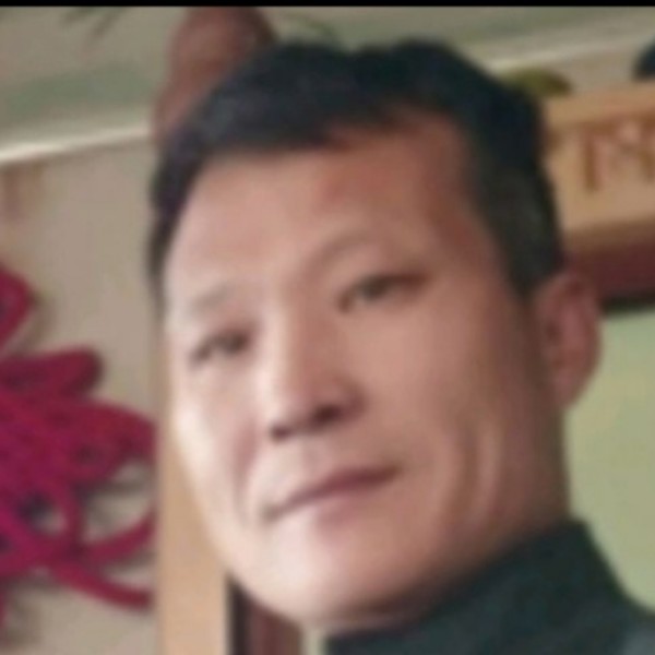 霞光朝远的照片