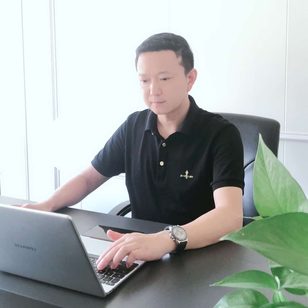 孤心那默默的照片