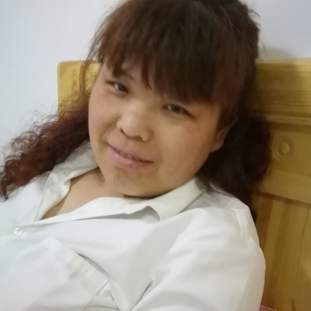 旧颜苦恋美满的照片