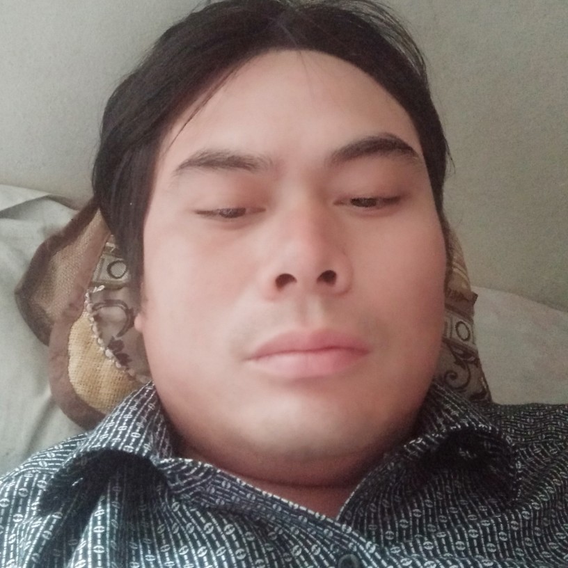 雨中求乐的照片