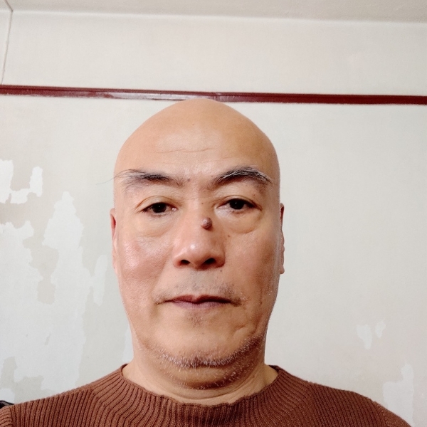 老蛇的照片