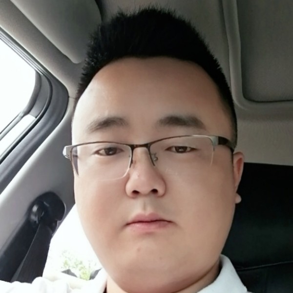 干净回首鸭子的照片