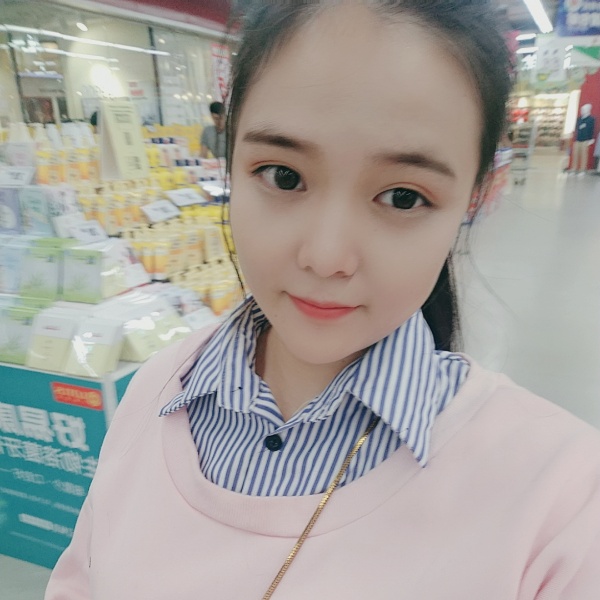 七七，。的照片
