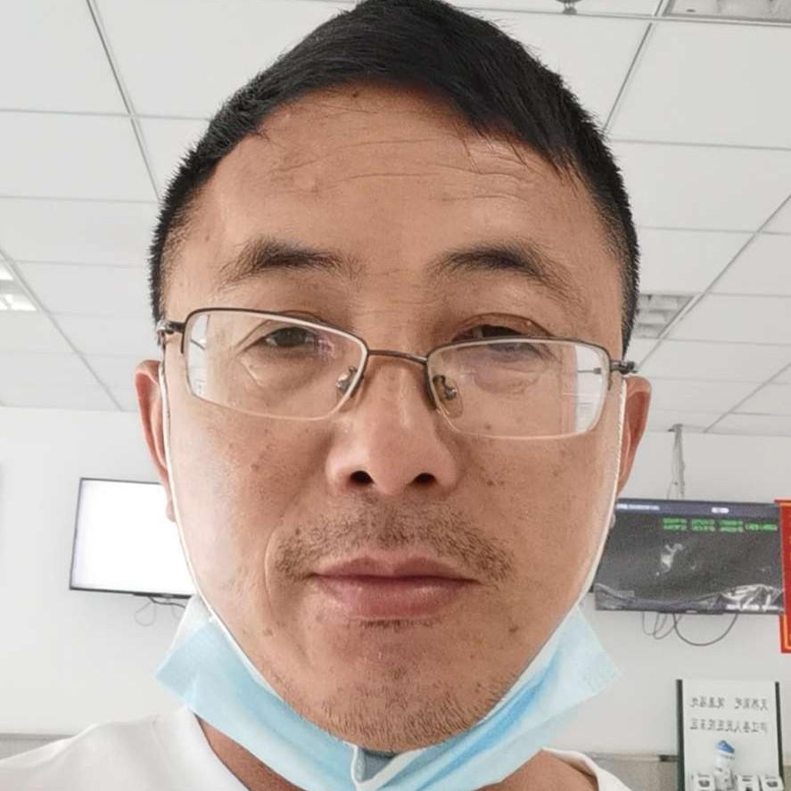伦亮的照片