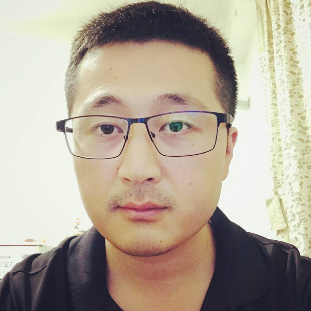 疯狂书包双肩包的照片