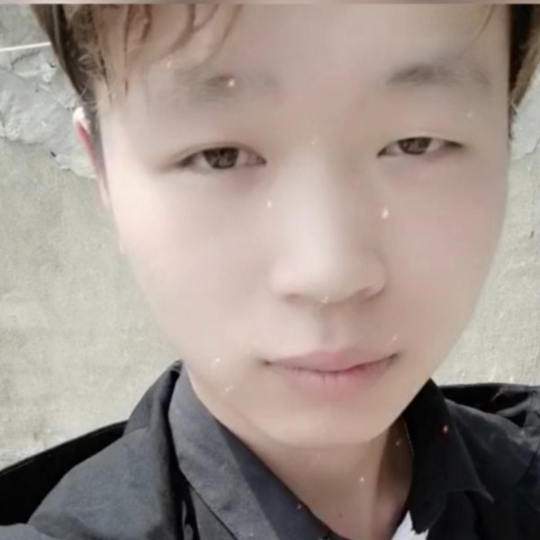 外套闻超帅的照片