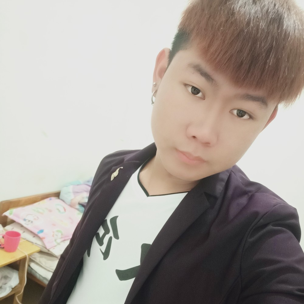 成就未来媳妇的照片